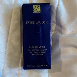 Estee Lauder Double Wear Makeup 2N2